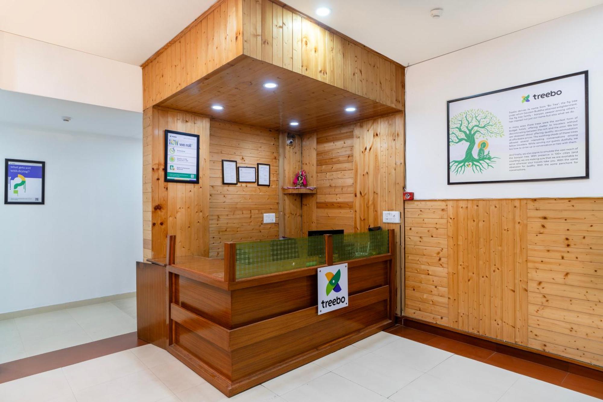 Treebo Anand The Mall Solan Bagian luar foto