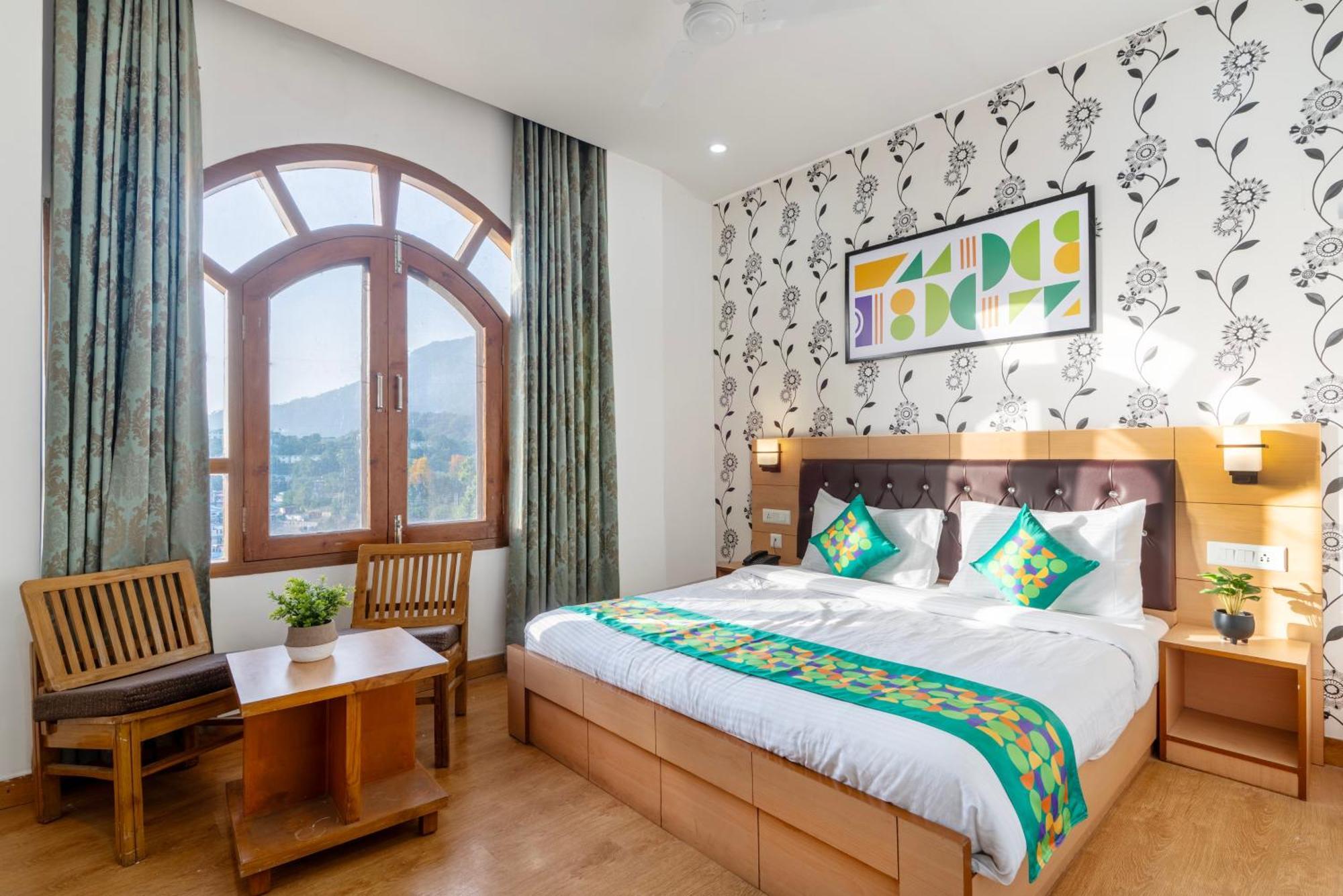 Treebo Anand The Mall Solan Bagian luar foto